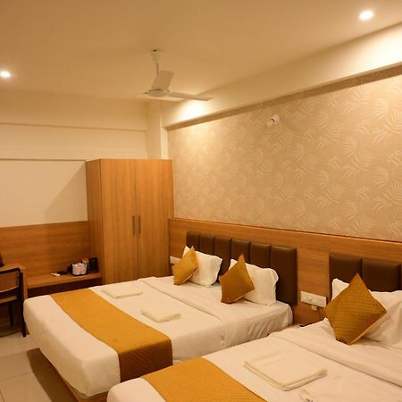 Bimba Hotels Мисор Екстериор снимка