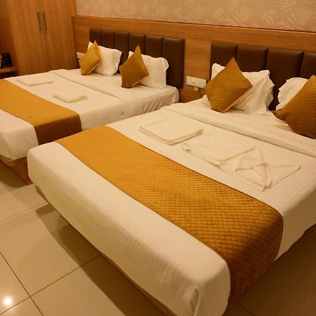 Bimba Hotels Мисор Екстериор снимка