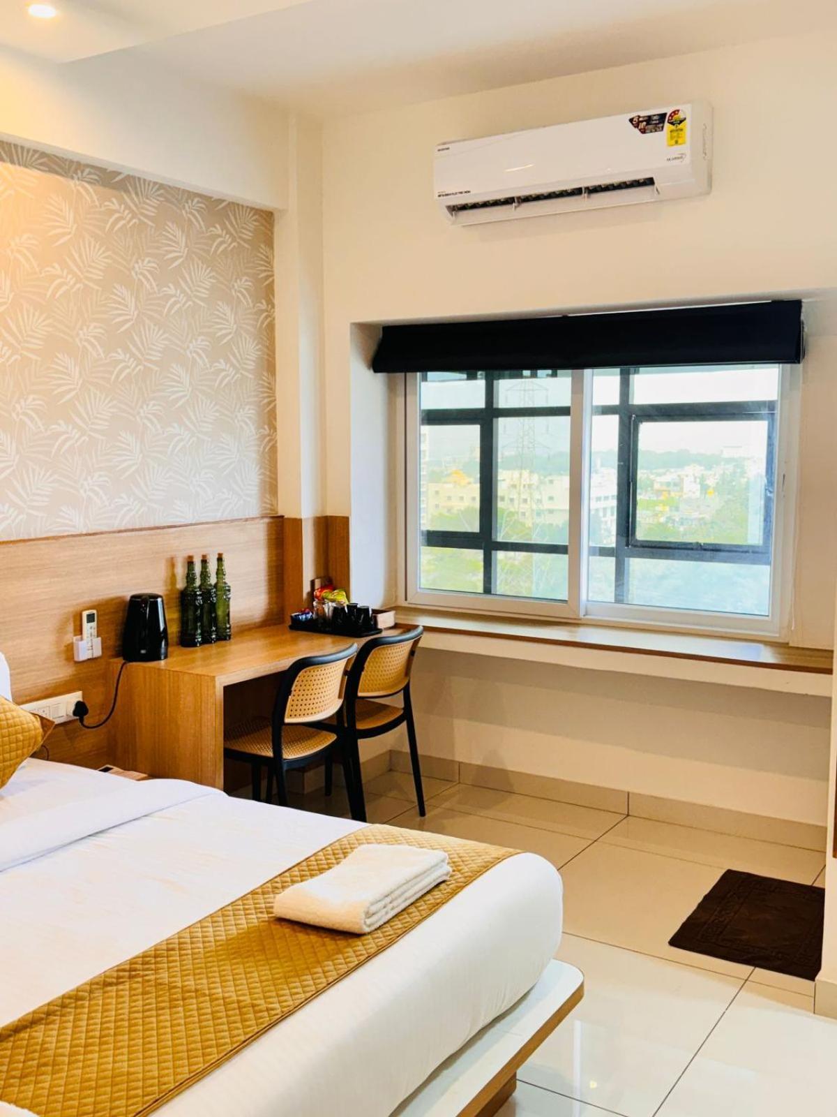 Bimba Hotels Мисор Екстериор снимка